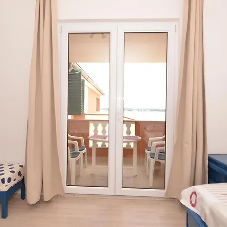 16589c Appartement Tkon